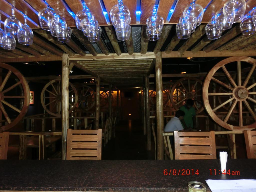 Hotel Thulashi Park Chennai Extérieur photo